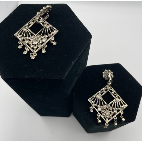 Vintage Silver Tone Dangle Earrings Clip Clear Rhinestones 2.5" - Picture 4 of 13